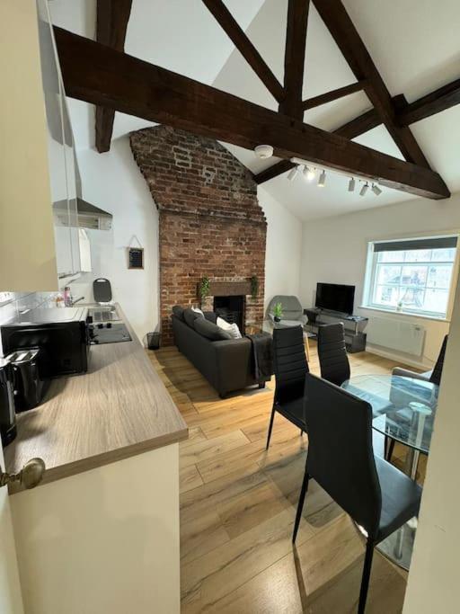 Comfy Flat For 6 In City Center Gs306 Шефилд Екстериор снимка