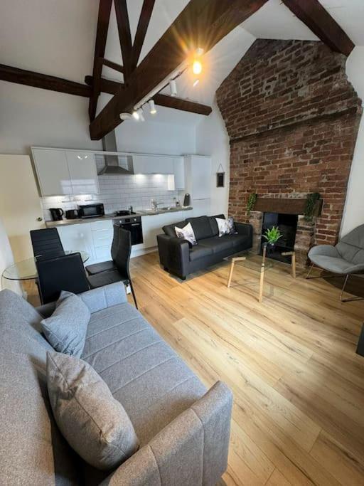 Comfy Flat For 6 In City Center Gs306 Шефилд Екстериор снимка